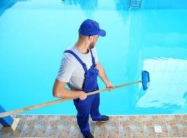 Navarre FL Pool Cleaning Service