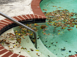 navarre pool cleaning service